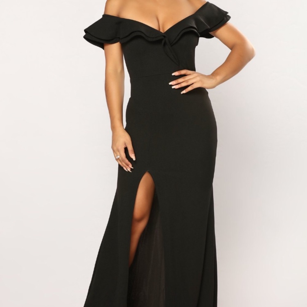 Off Shoulder ruffled dress